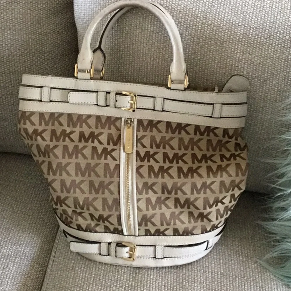 Michael Kors bag